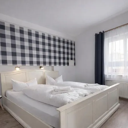 Apartmán Gaestehaus Kuehnle Bad Wildbad