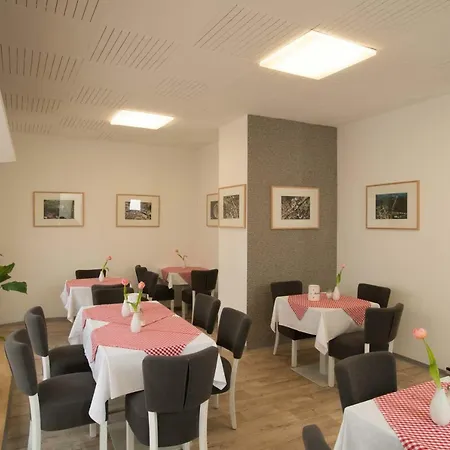 Apartment Gaestehaus Kuehnle *